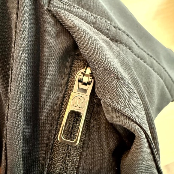 Lululemon ABC Classic 5-Pocket Pants Men's 32 Black Stretch *34" Hidden Zippered - Picture 4 of 12